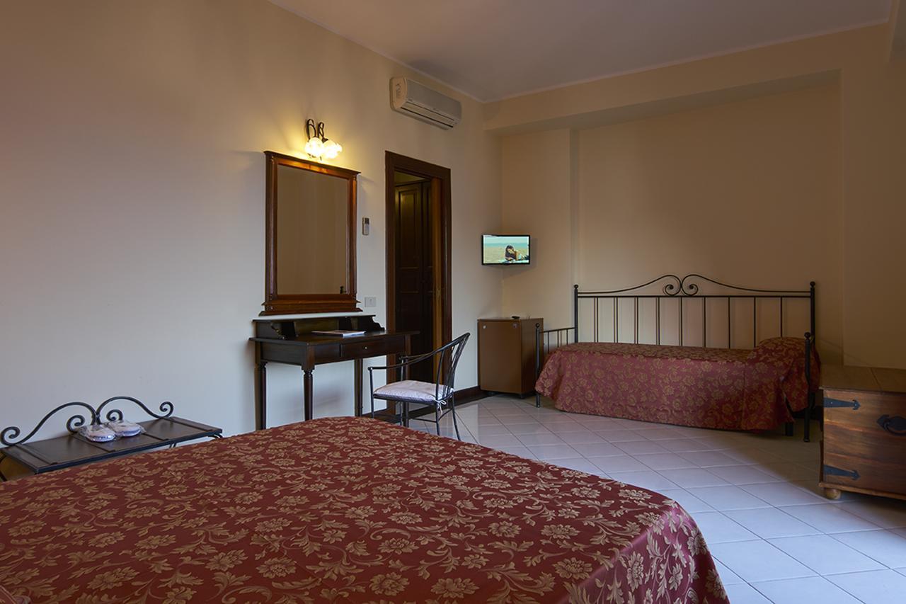 Hotel A Pinnata Lipari  Exteriér fotografie