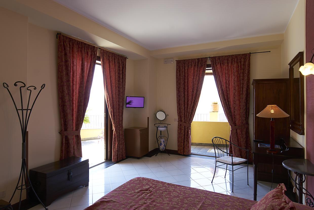 Hotel A Pinnata Lipari  Exteriér fotografie